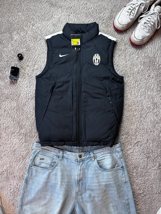 Vintage Nike Juventus Puffer Vest